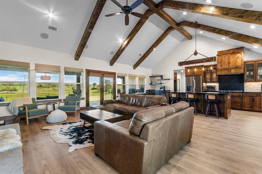 6929 Fm 1806, Nocona, TX 76255