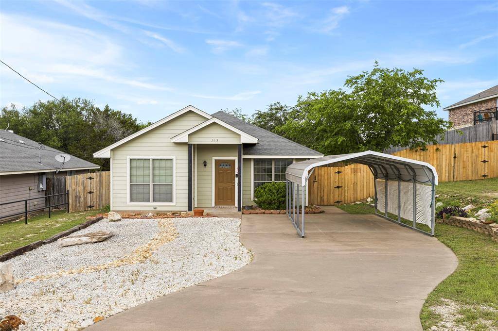 703 Bryan Street, Glen Rose, TX 76043