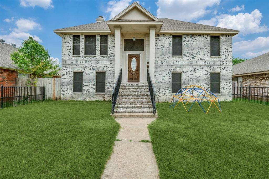 4912 Trinity Cross Court, Dallas, TX 75236