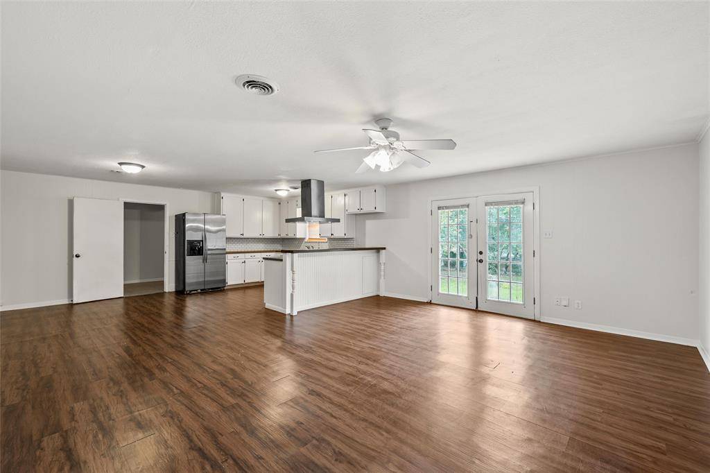 8718 Panther Drive, Woodway, TX 76712