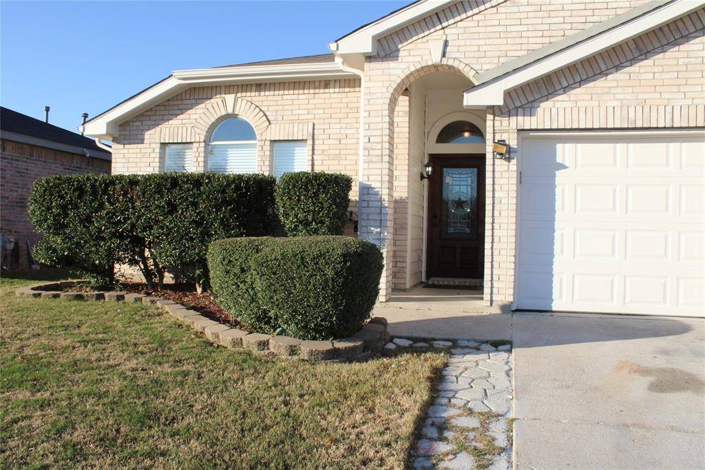 6005 Western Pass, Fort Worth, TX 76179