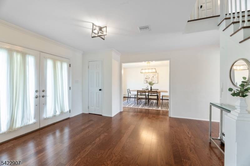 19 Breton Dr, Montville Twp., NJ 07058