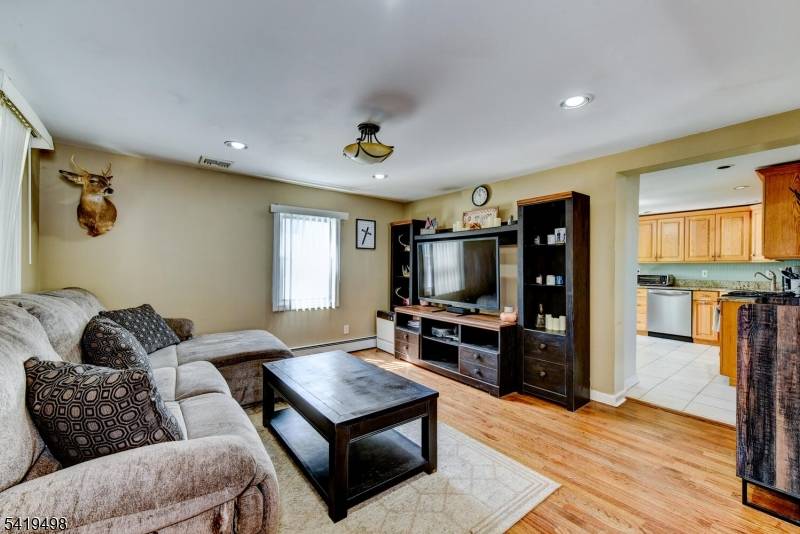 36 Decker Ave, Butler Boro, NJ 07405