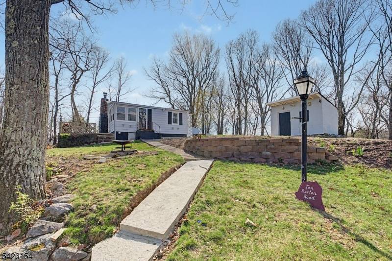 10 Berton Rd, Boonton Twp., NJ 07005