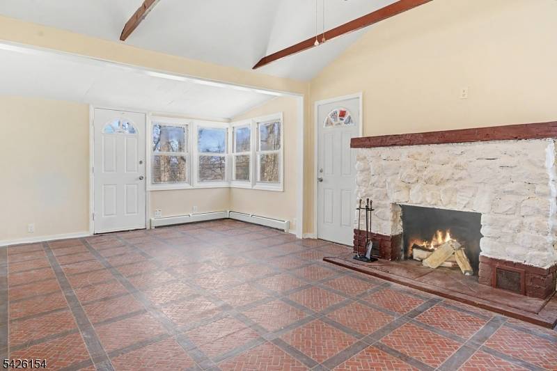 10 Berton Rd, Boonton Twp., NJ 07005