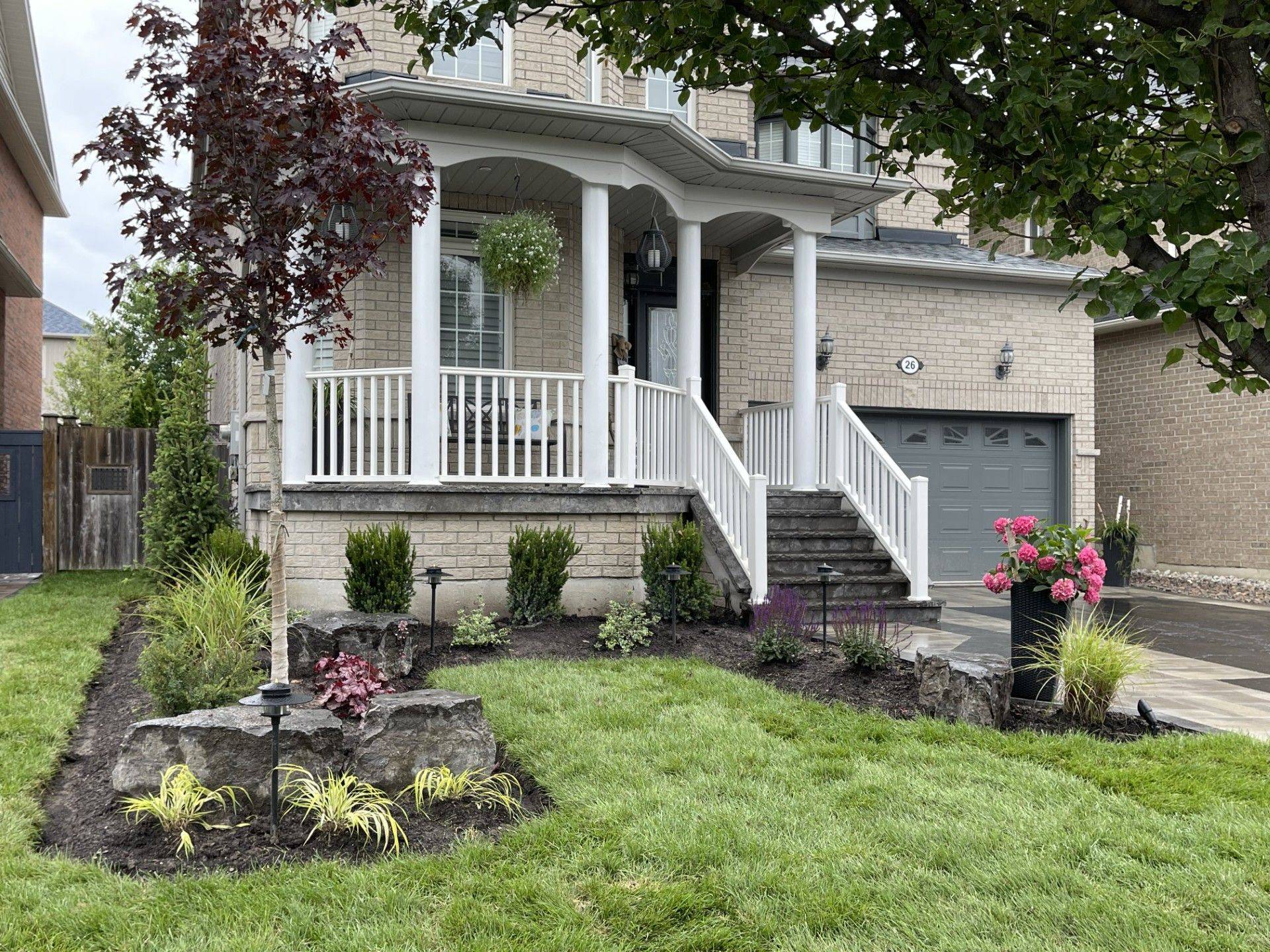 26 Corsham DR, Whitby, ON L1M 2K5