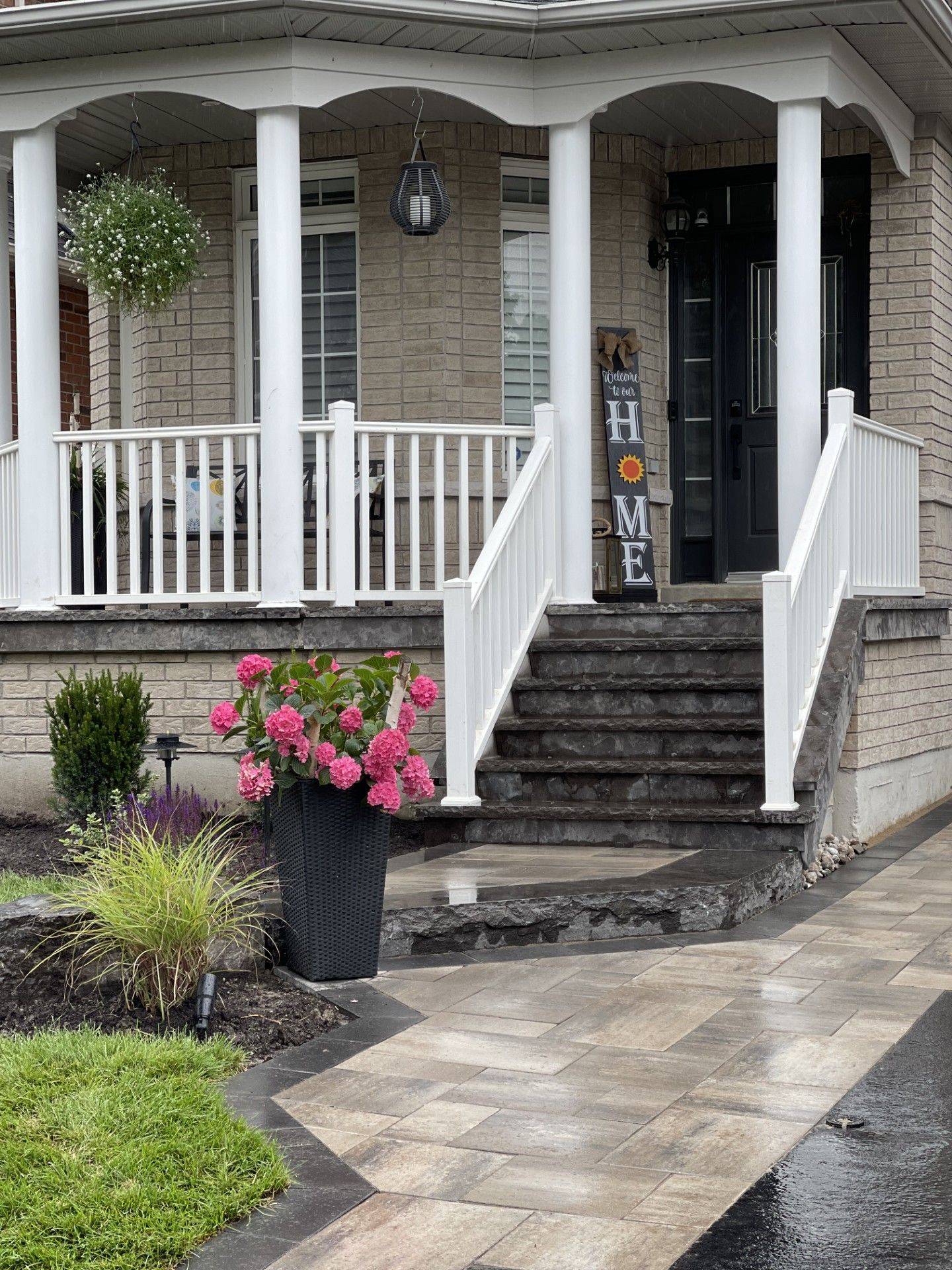 26 Corsham DR, Whitby, ON L1M 2K5