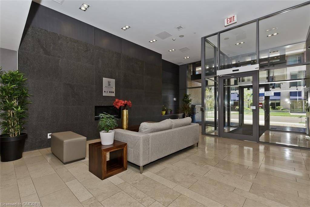 1940 IRONSTONE DR #309, Burlington, ON L7L 0E4