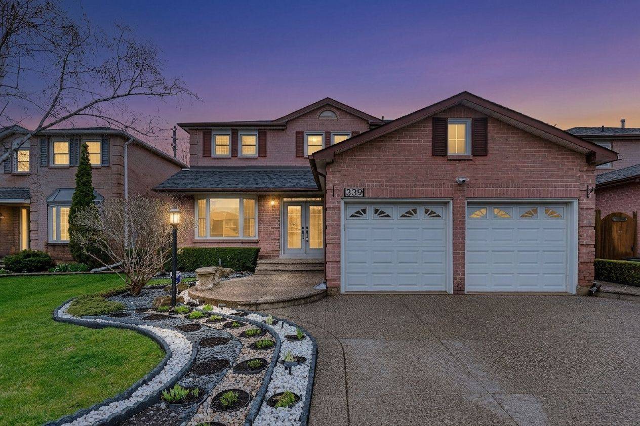 339 Parklane RD, Oakville, ON L6H 4J4