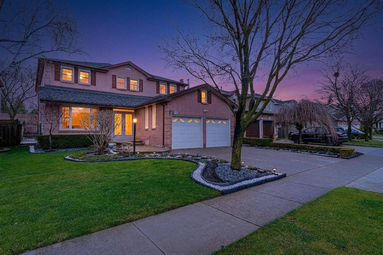 339 Parklane RD, Oakville, ON L6H 4J4