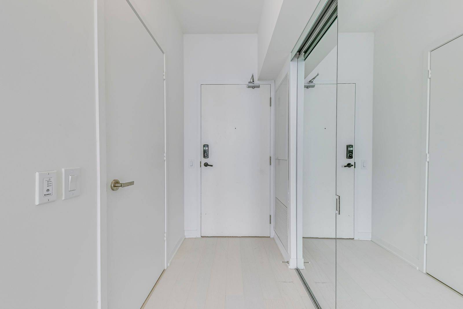 3883 Quartz RD #6008, Mississauga, ON L5B 0M4