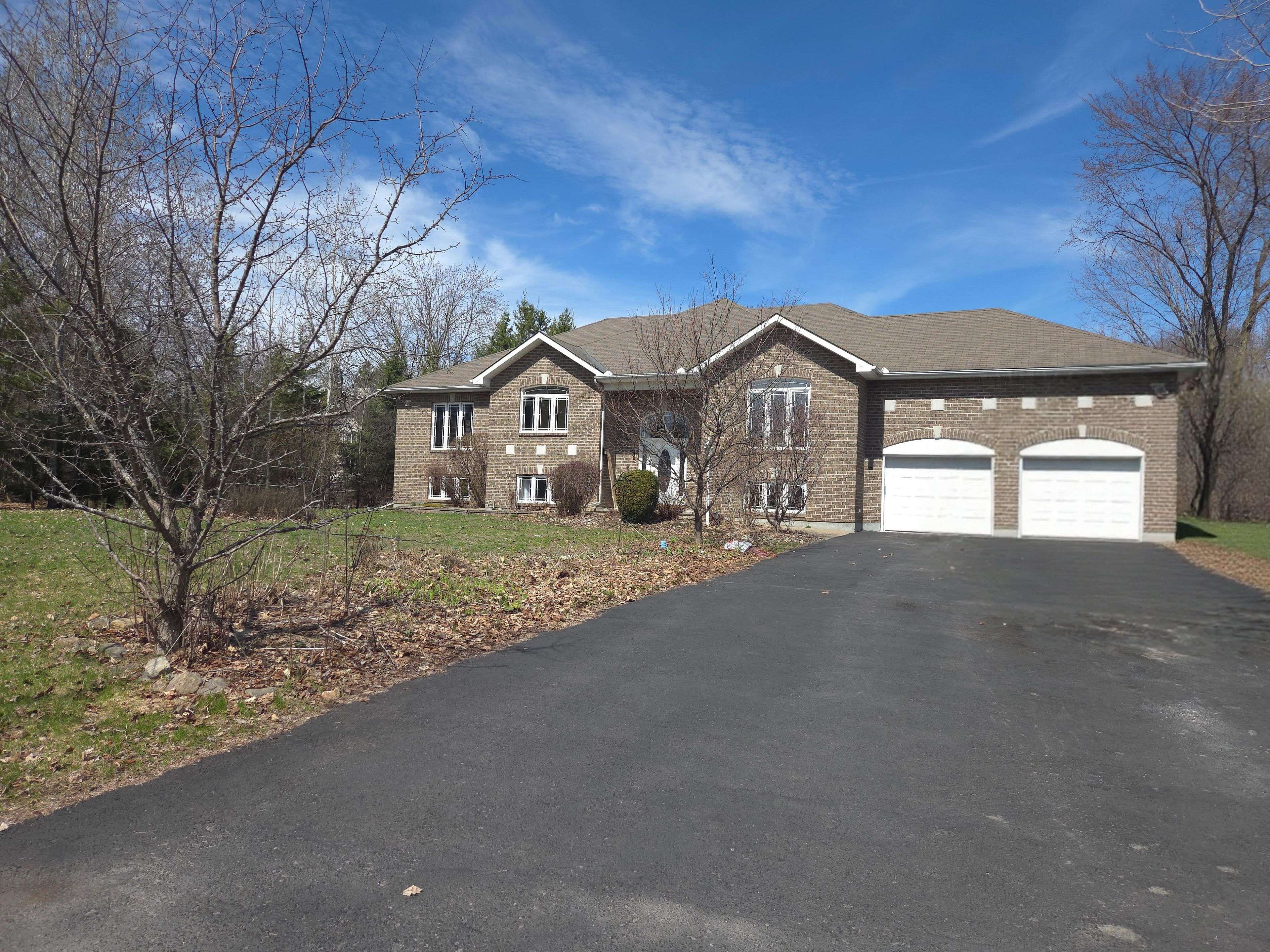 6637 Stanmore ST, Greely - Metcalfe - Osgoode - Vernon And Area, ON K4P 1G7