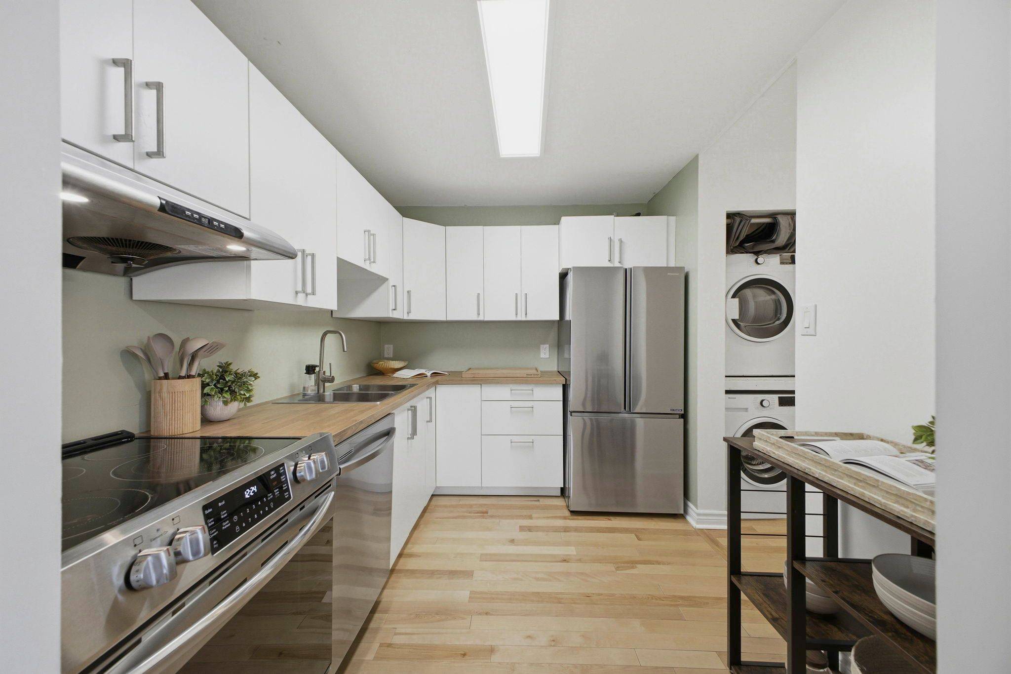 299 Thomas ST #103, Carleton Place, ON K7C 4B8