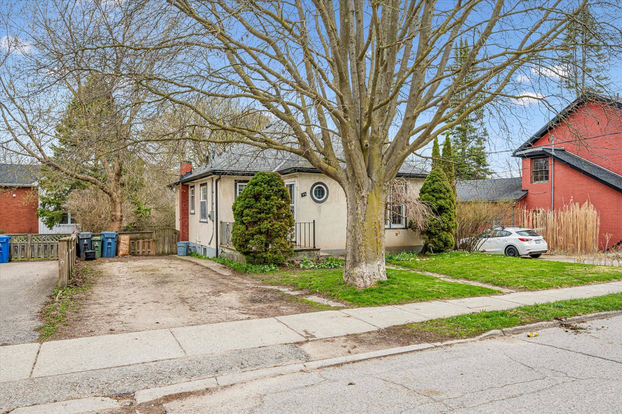 99 Dufferin ST, Guelph, ON N1H 4A4