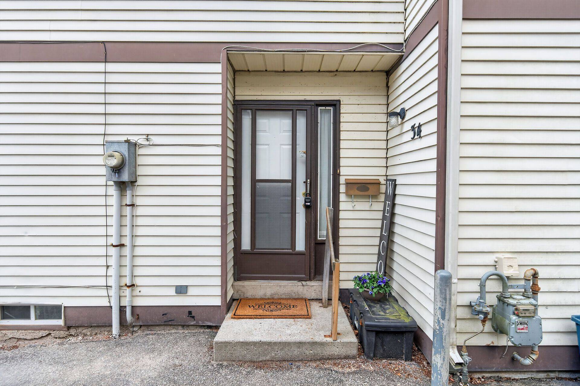 34 Enfield CRES, Brantford, ON N3P 1B2