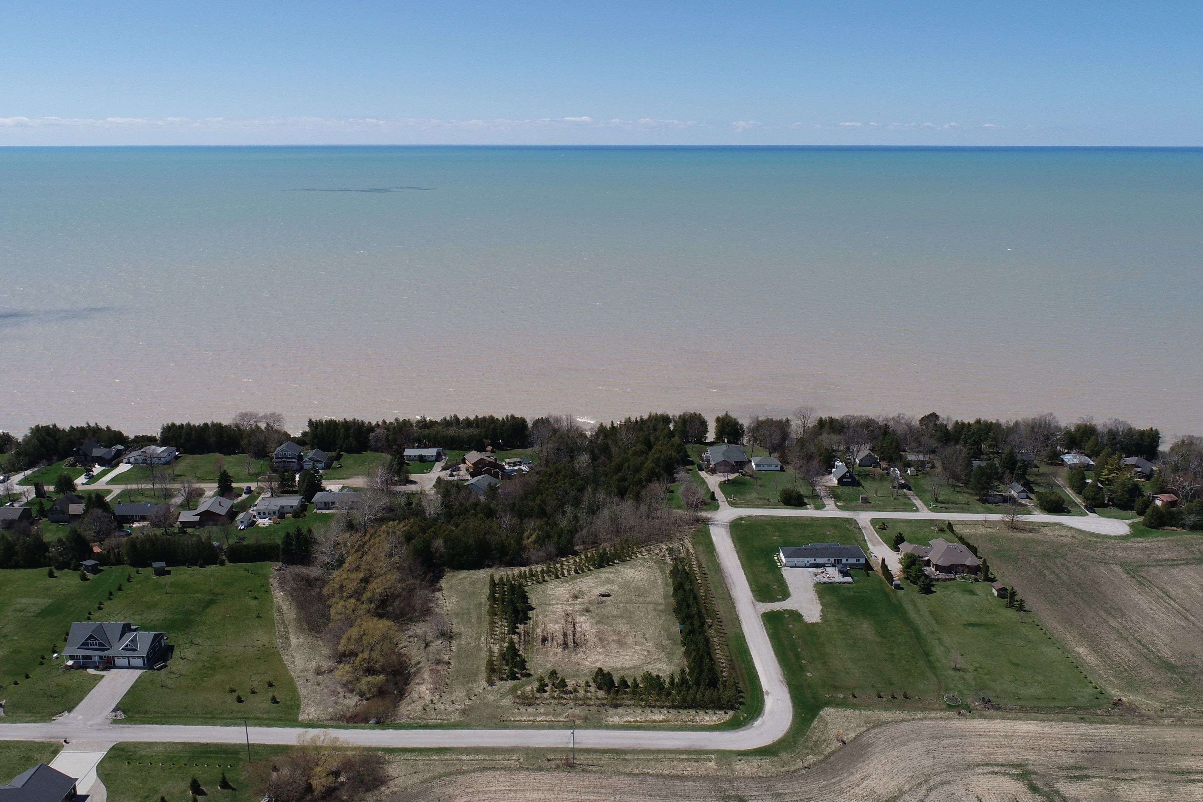 73617 Laporte ST, Bluewater, ON N0M 2T0