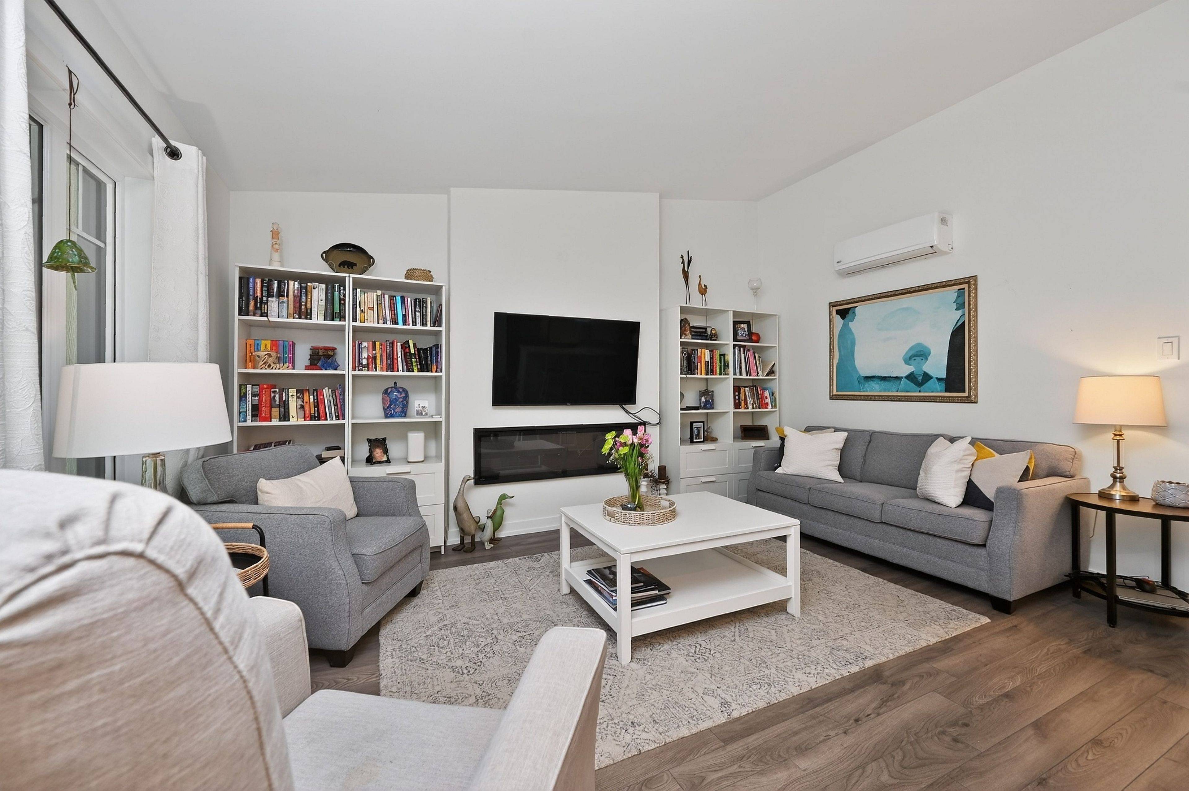 83 St Moritz TRL #202, Russell, ON K0A 1W0