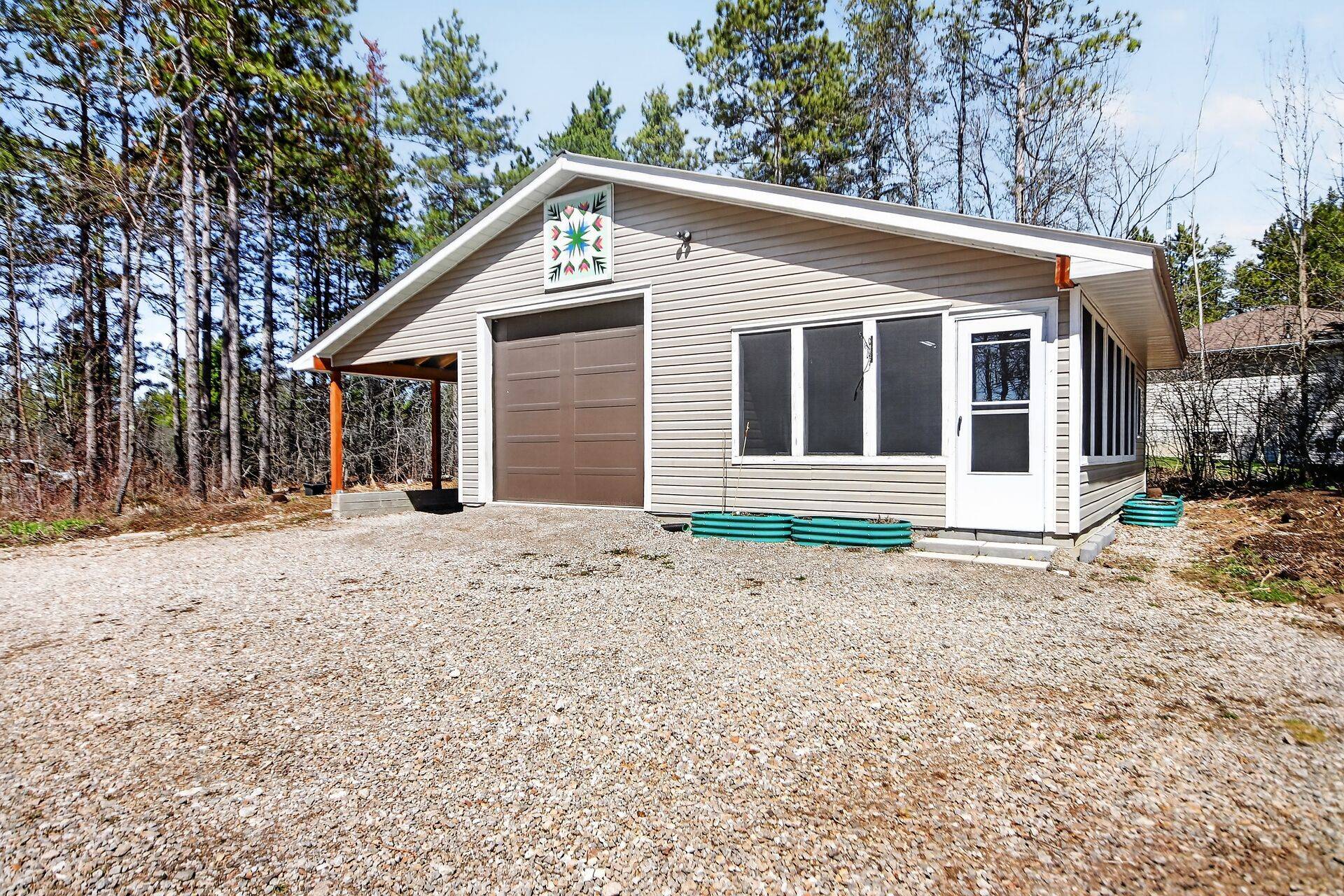 130 Station RD, Drummond/north Elmsley, ON K7A 4S4