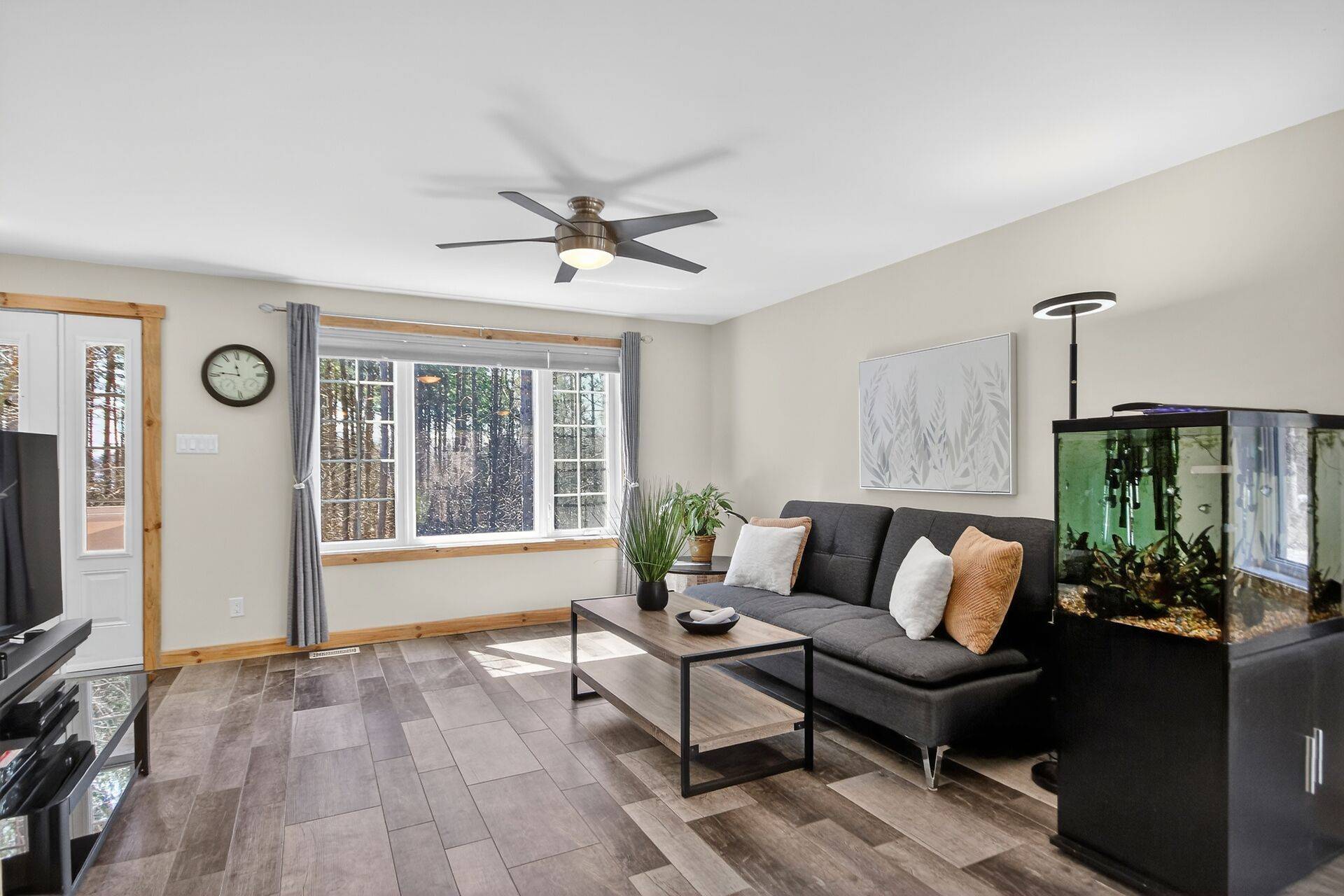 130 Station RD, Drummond/north Elmsley, ON K7A 4S4