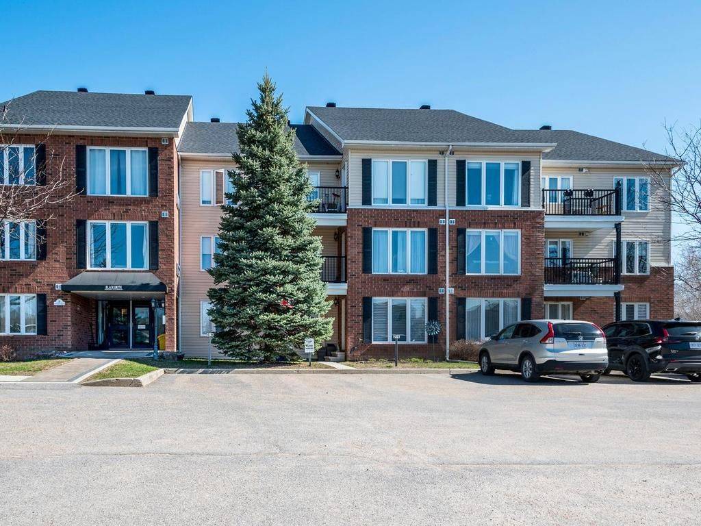 16 Sheffield ST W #208, Arnprior, ON K7S 0A2