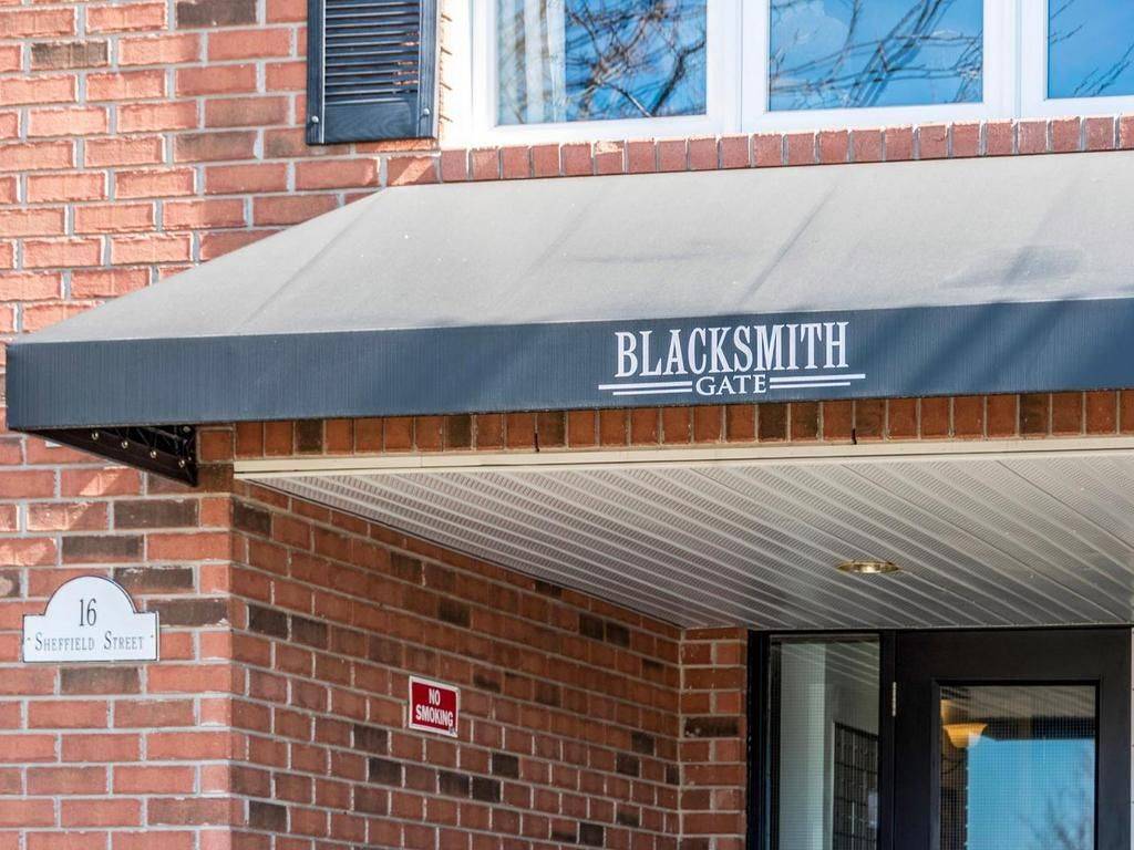 16 Sheffield ST W #208, Arnprior, ON K7S 0A2