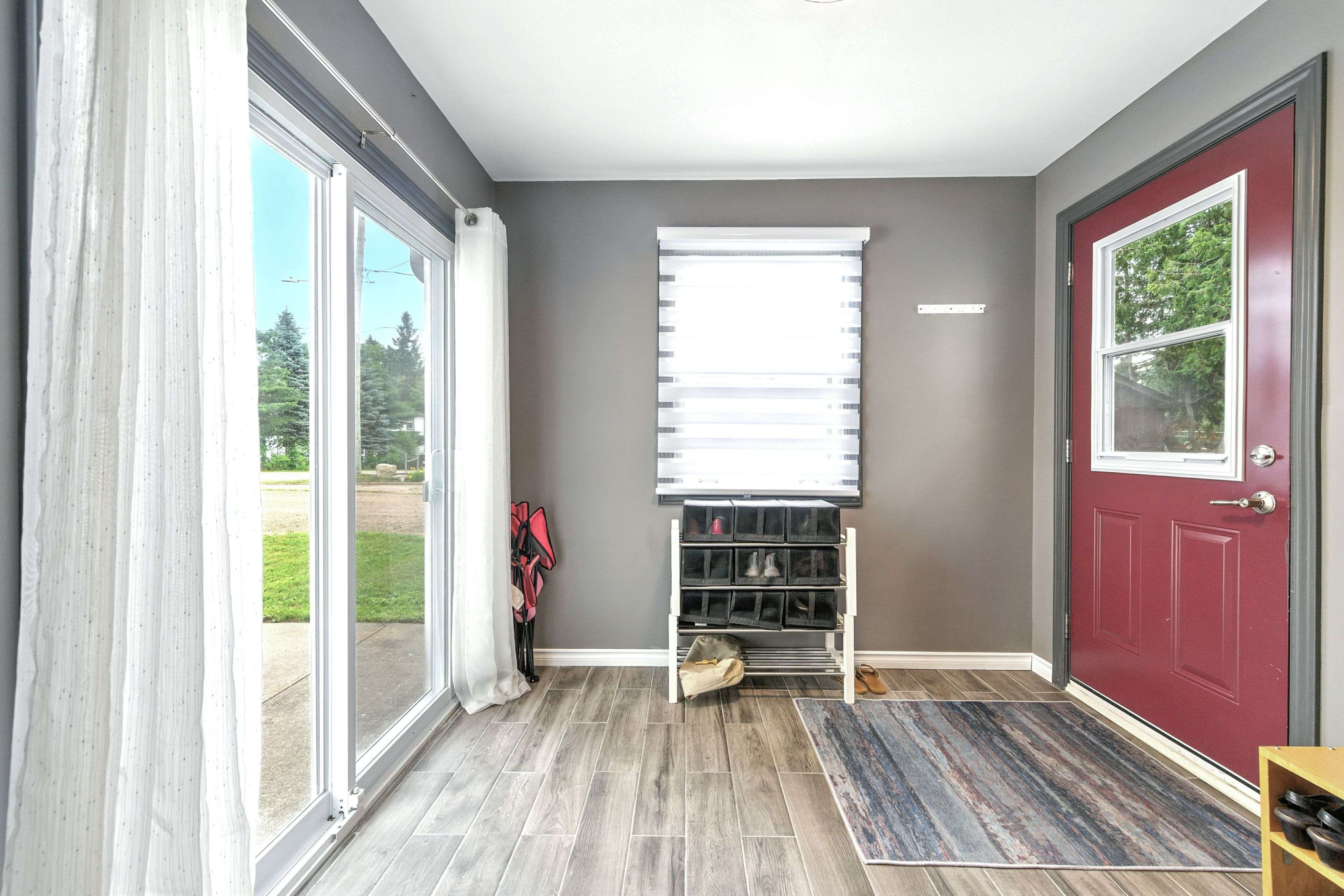 49 Glendale AVE, Deep River, ON K0J 1P0