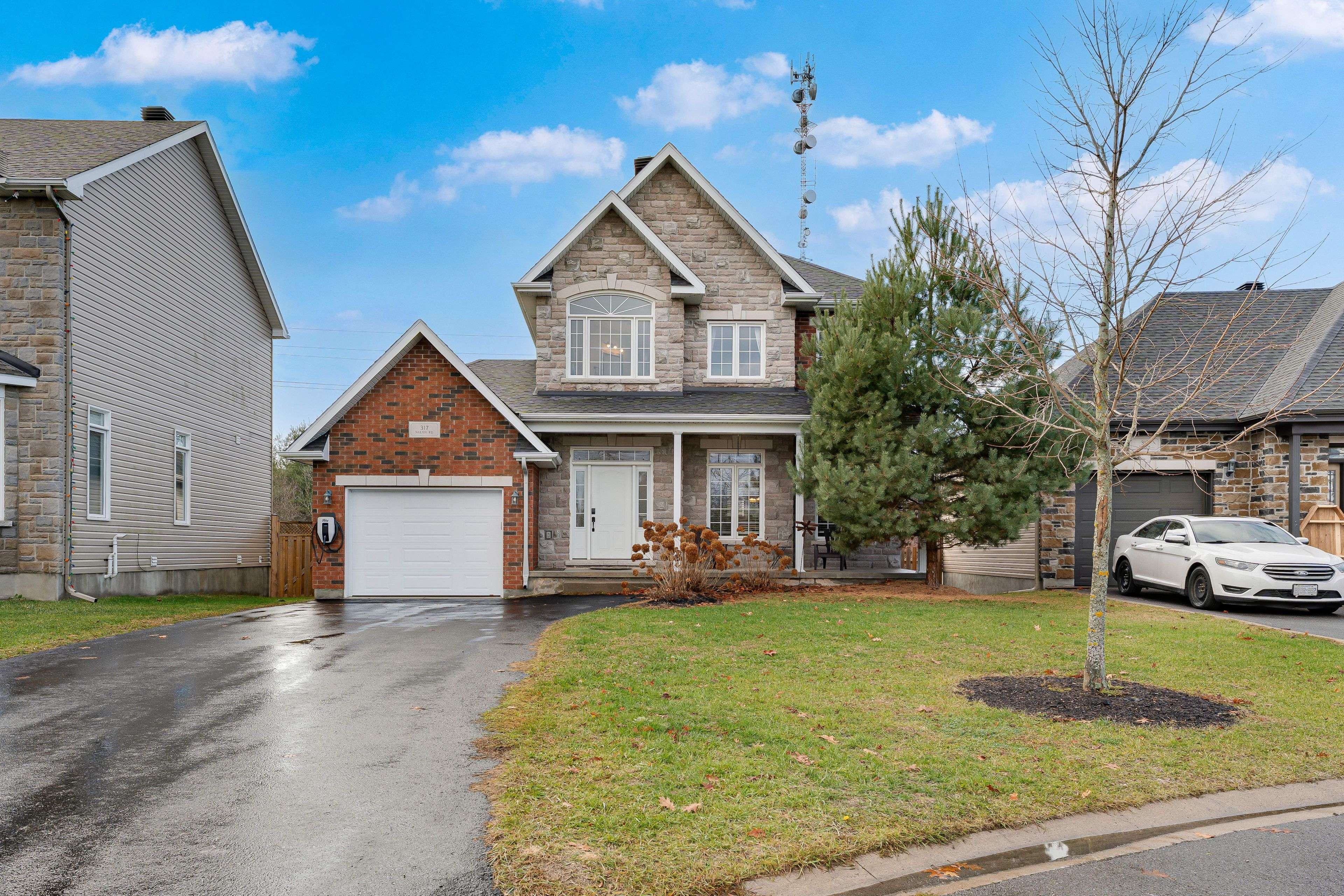 317 Nalon RD, Gananoque, ON K7G 0A3