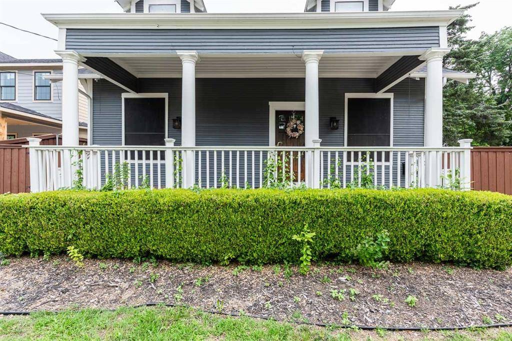 715 S Barnett Avenue, Dallas, TX 75211