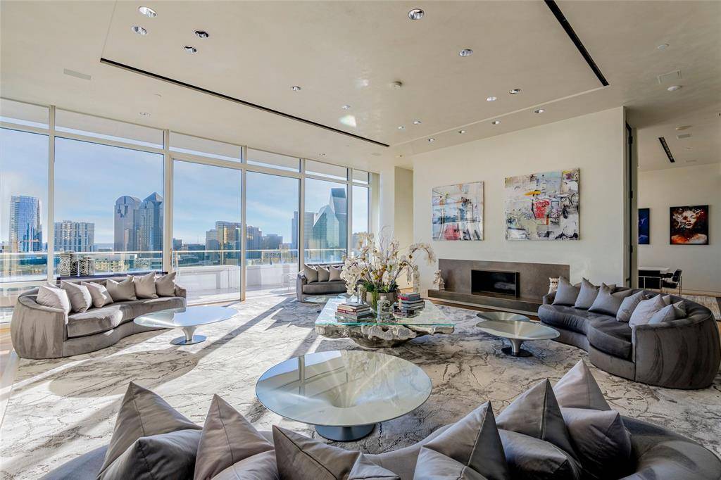 2430 Victory Park Lane #3001, Dallas, TX 75219