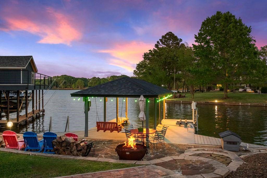 211 N Beverly Drive, Malakoff, TX 75148