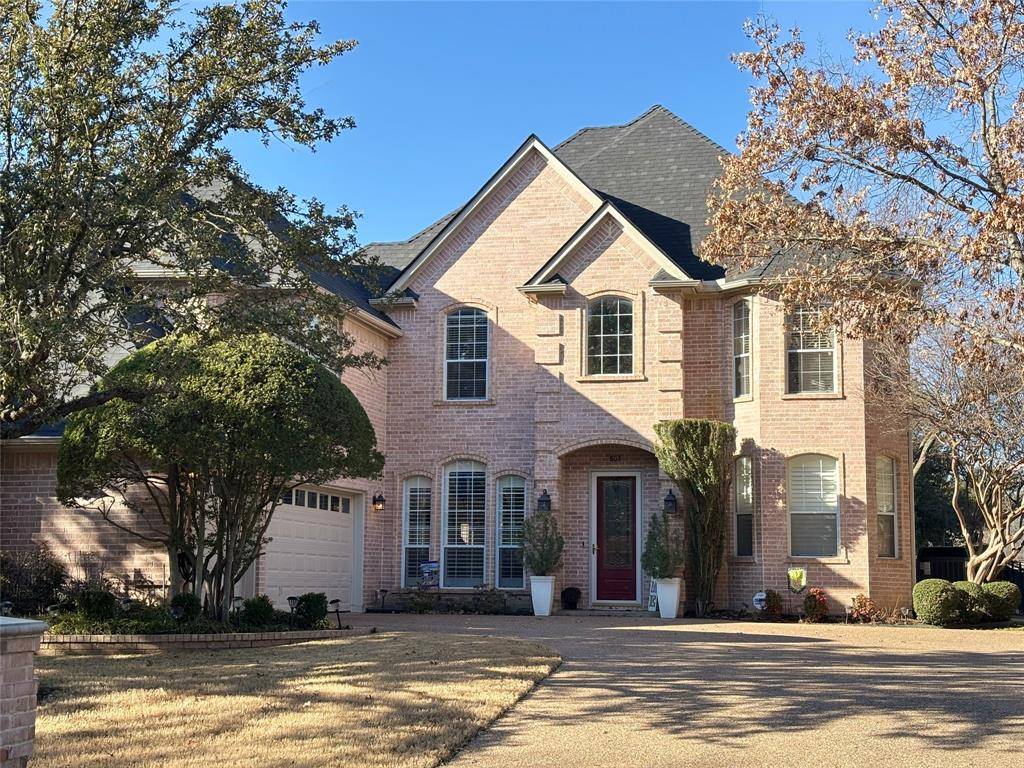803 Glen Abbey Drive, Mansfield, TX 76063