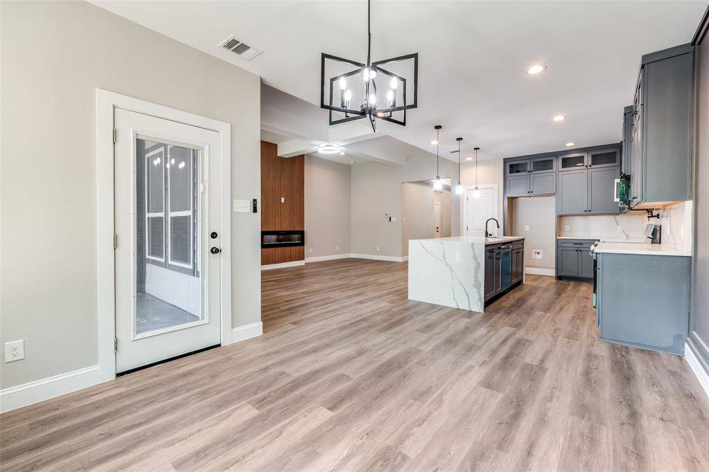 2818 Southland Street, Dallas, TX 75215