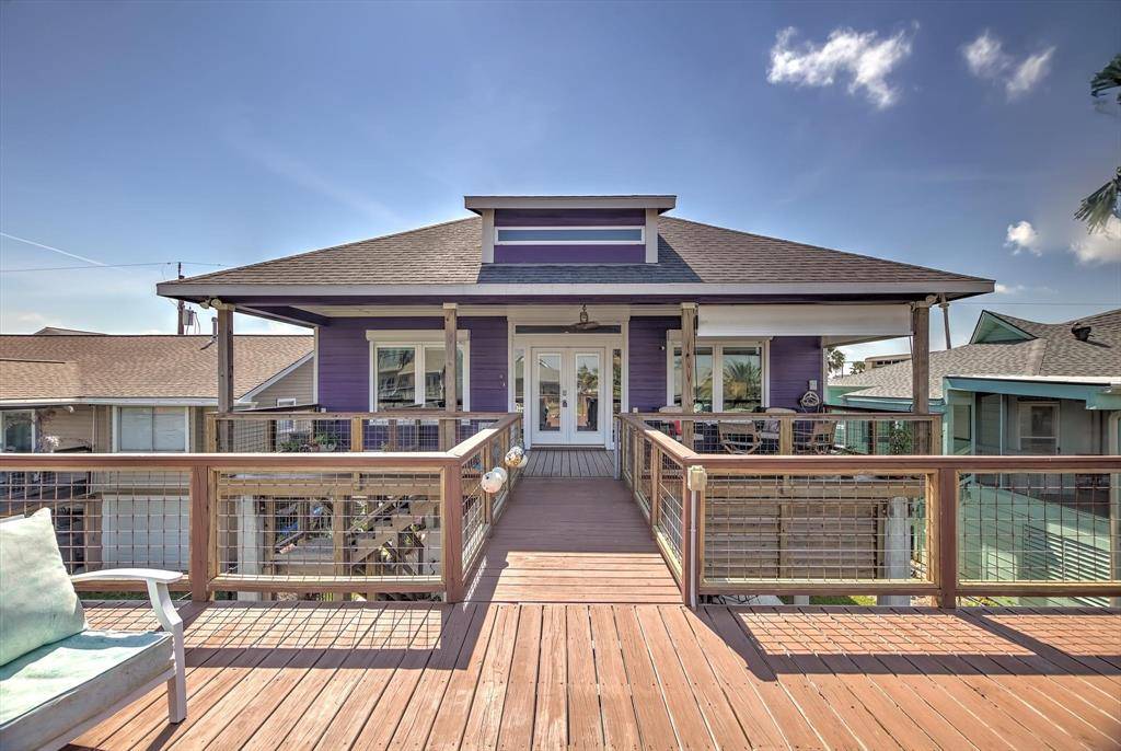 604 Warsaw Street, Bayou Vista, TX 77563