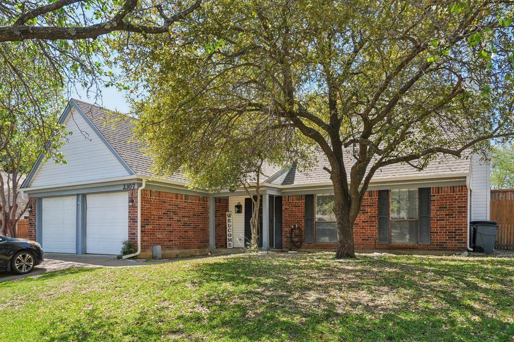 2307 Harrington Court, Euless, TX 76039