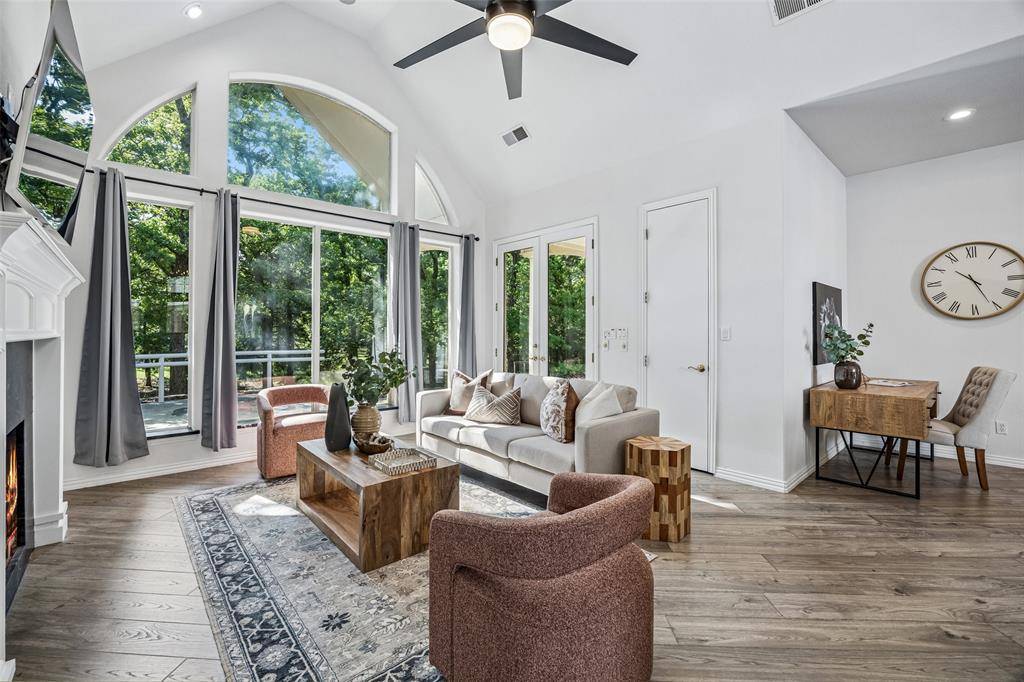 10984 Stagecoach Pass, Pilot Point, TX 76258