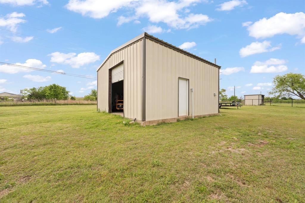 8121 Apollo Drive, Joshua, TX 76058