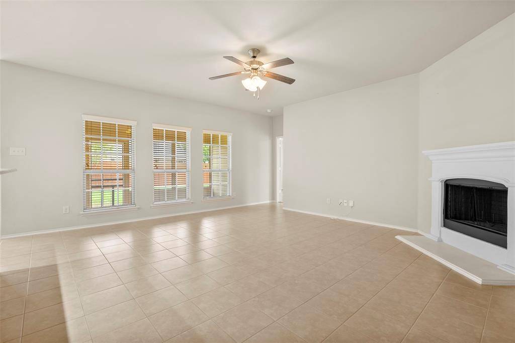 127 Althea Drive, Waxahachie, TX 75165