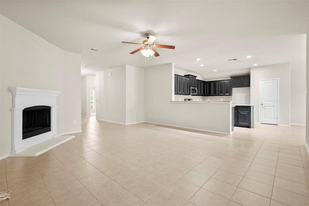 127 Althea Drive, Waxahachie, TX 75165