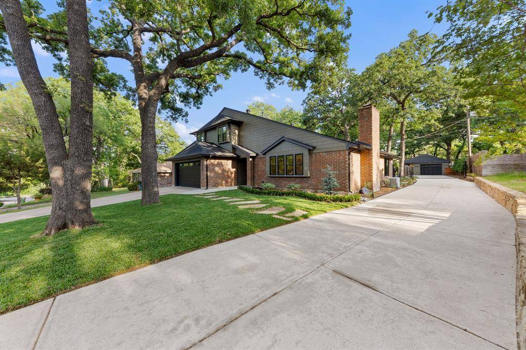 1425 Tiffany Forest Lane, Grapevine, TX 76051