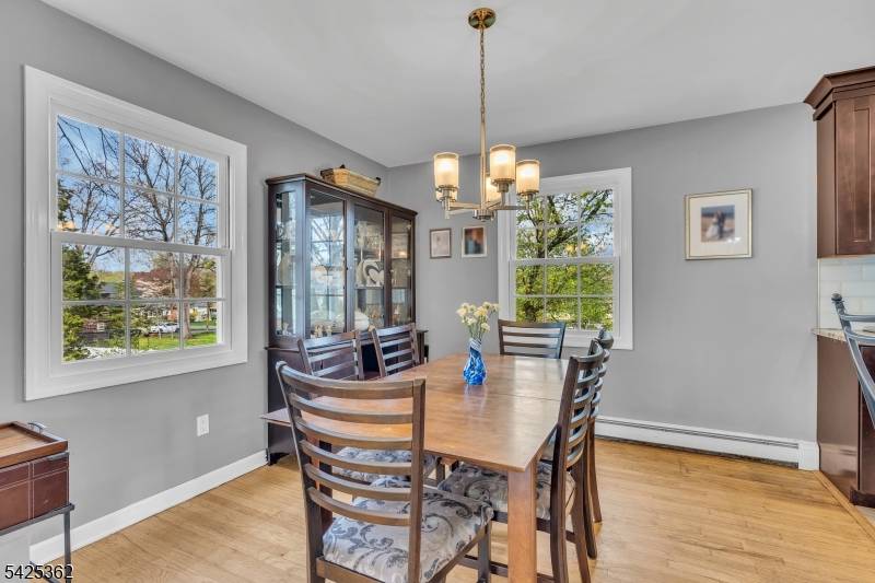 102 Hillcrest Dr, Wayne Twp., NJ 07470