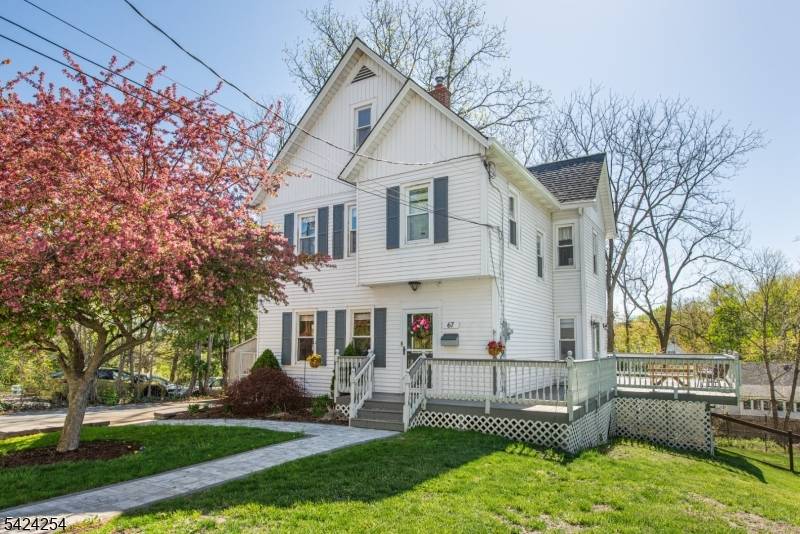 67 Ryerson Ave, Newton Town, NJ 07860