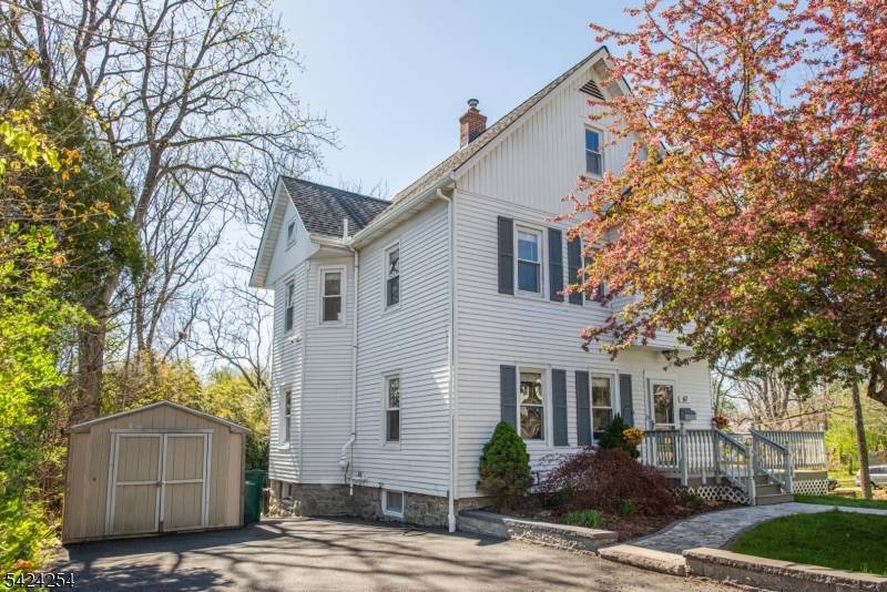 67 Ryerson Ave, Newton Town, NJ 07860