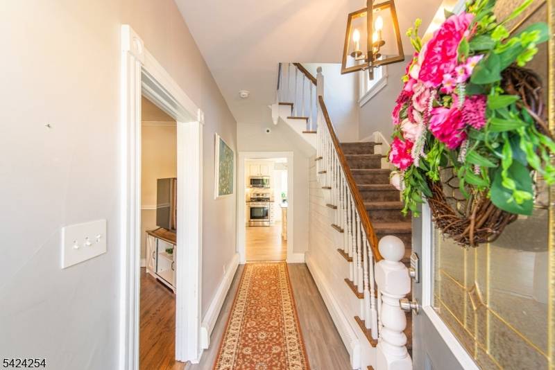 67 Ryerson Ave, Newton Town, NJ 07860