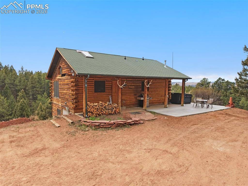 918 Douglas Fir DR, Woodland Park, CO 80863