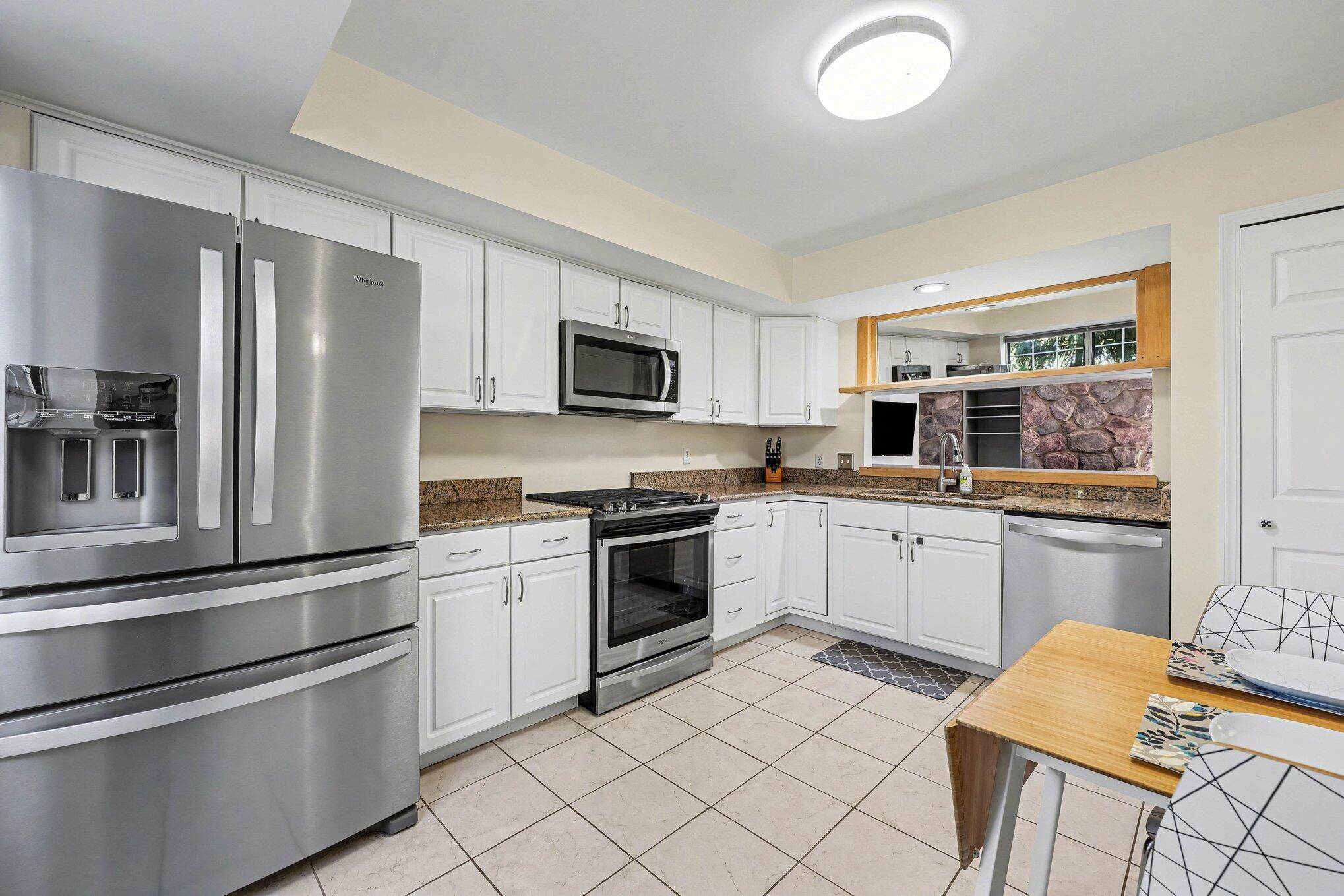 220 Lyn Anne CT, Ann Arbor, MI 48103