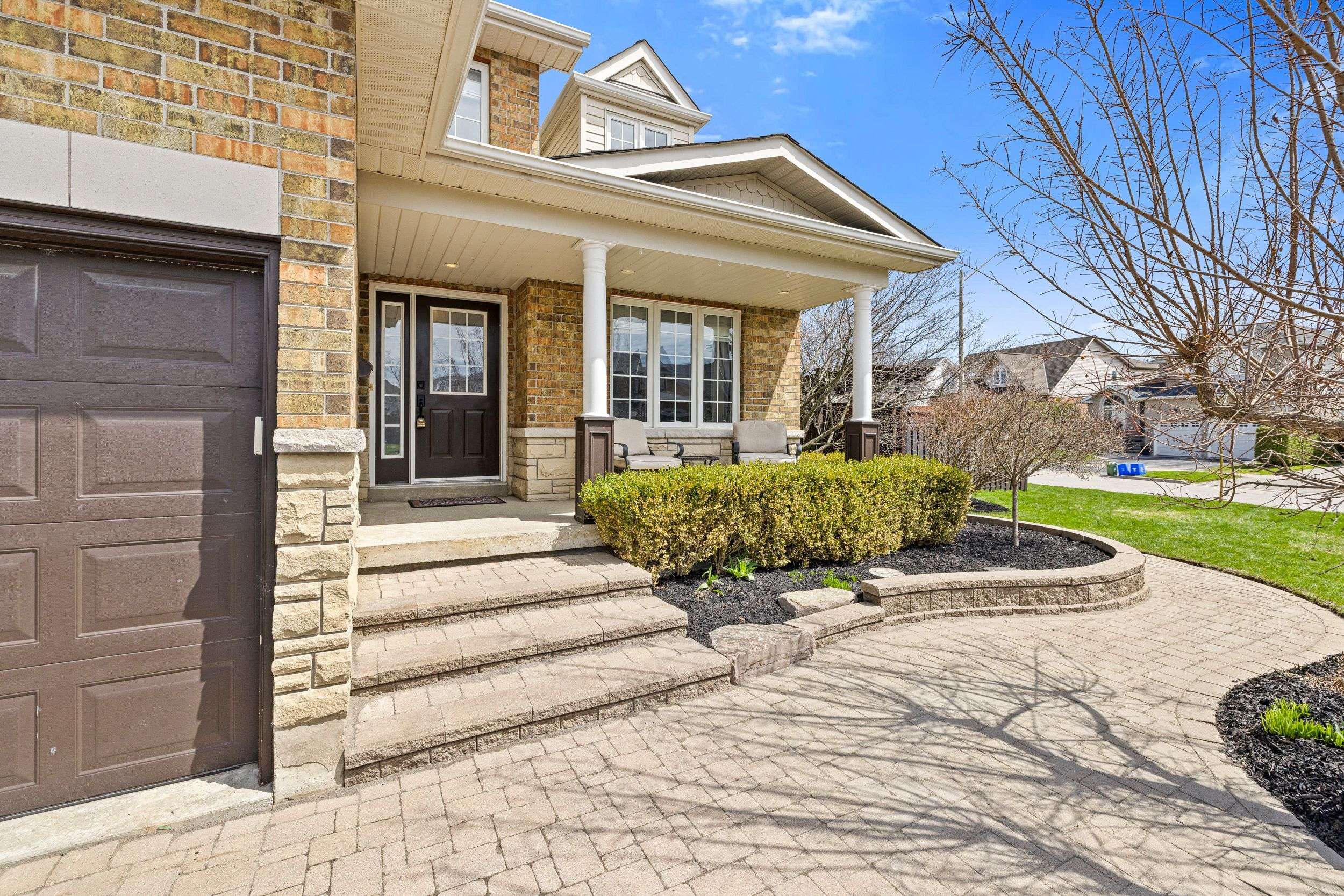 9 Clayton CRES, Clarington, ON L1C 4P2