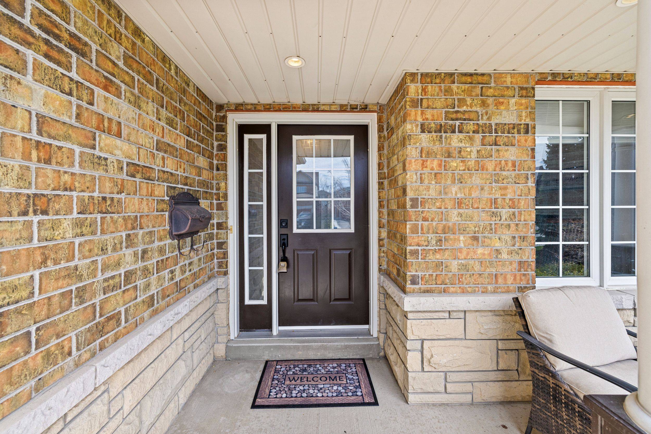 9 Clayton CRES, Clarington, ON L1C 4P2