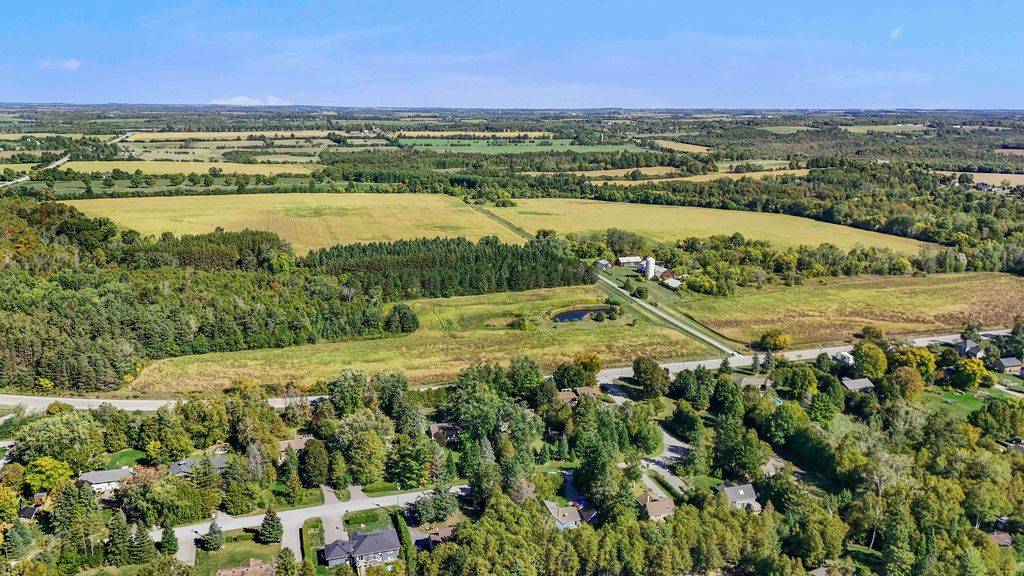 111 Victoria ST, Georgina, ON L0E 1N0