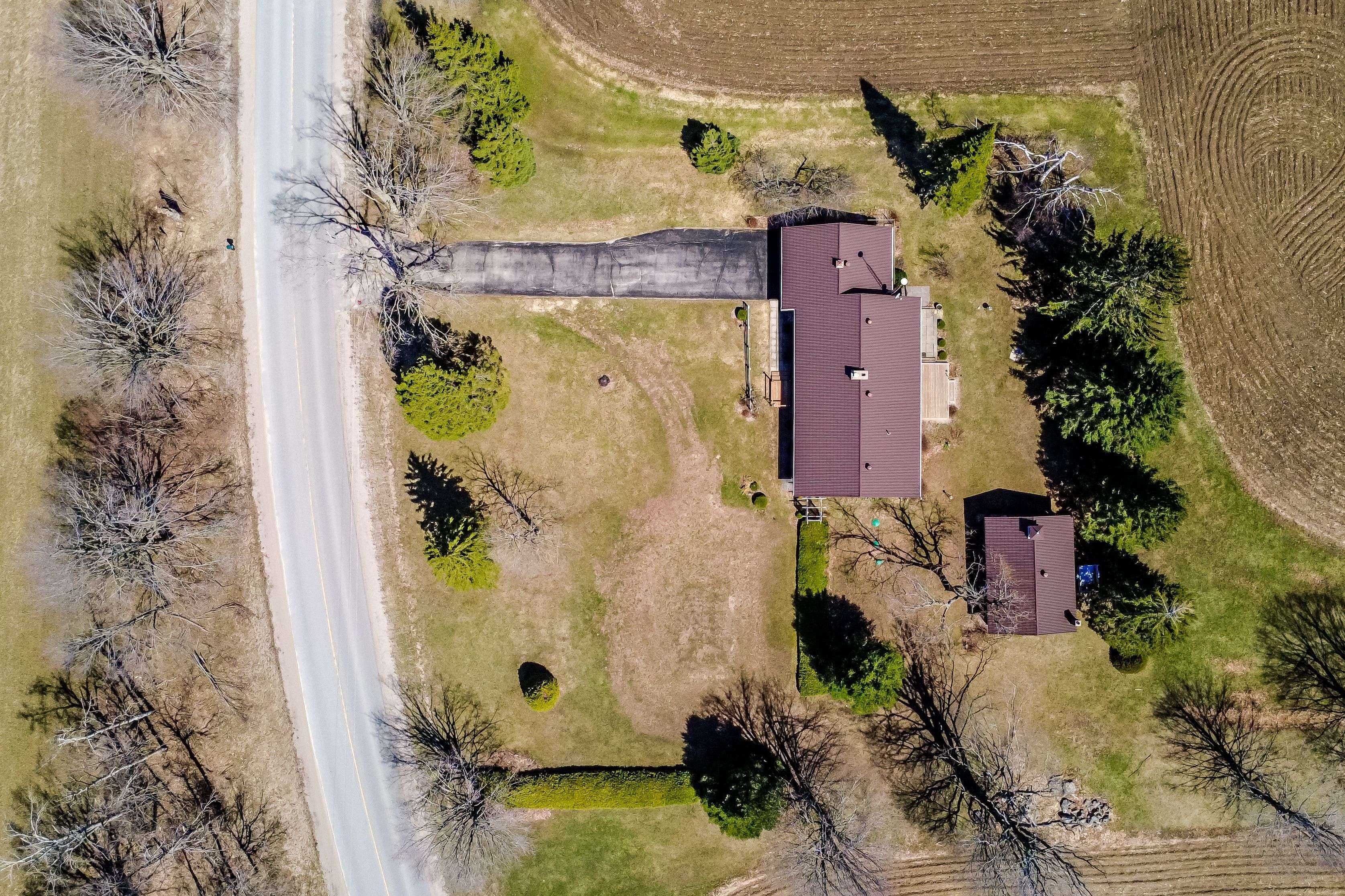 978 15/16 Side Road E, Oro-medonte, ON L0L 1T0