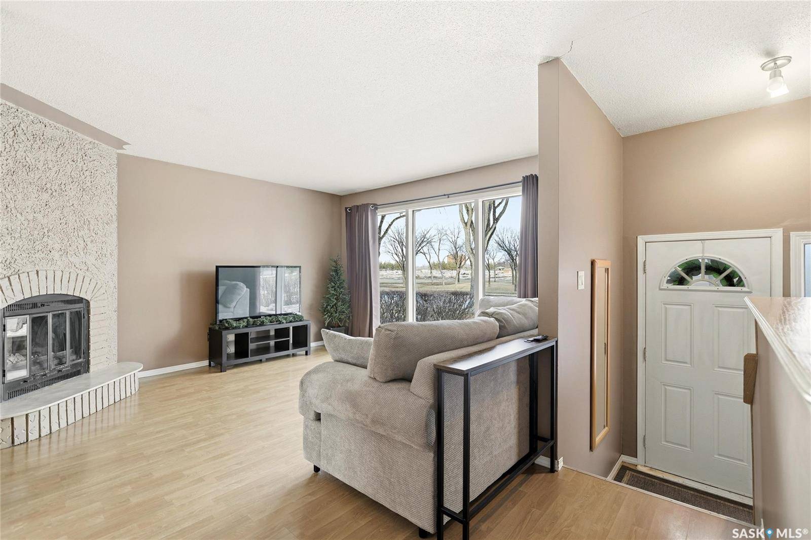 3312 Grant ROAD, Regina, SK S4S 5H5